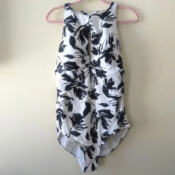 Swimsuits For All Keyhole One Piece Black White Floral Swimsuit Size 20 - Picture 4 of 8
